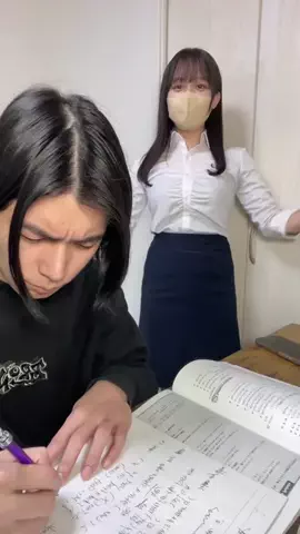 家庭教師とボクのTikTok投稿
