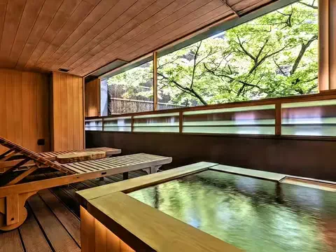 クロ／ホテル紹介📸のTikTok投稿