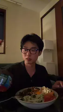 YのTikTok投稿