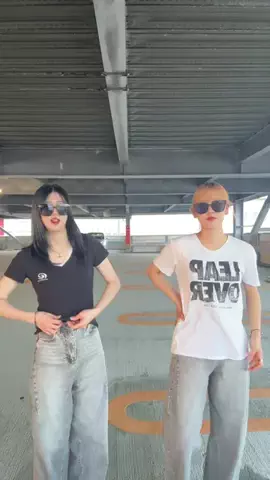 0歳のシンクロのTikTok投稿