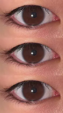 りりのTikTok投稿