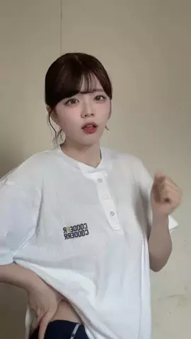ヒナのTikTok投稿