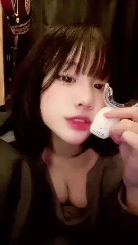 ひのTikTok PR投稿：セルフホワイトニングにハマっております^^ 16分間放置す…