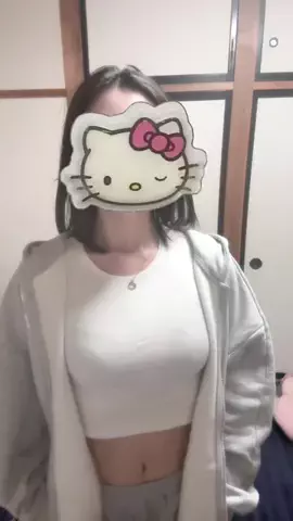 Nana（18）のTikTok投稿