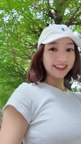 なちのTikTok投稿
