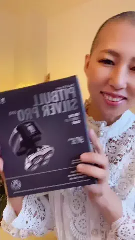 元スキンヘッド社長🪂あつこのTikTok投稿