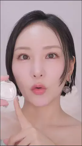 ニーナシェルカ@38歳のTikTok投稿