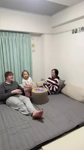 りせとルイスのTikTok投稿