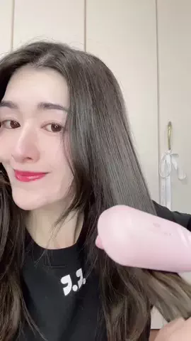 しおり⌇ピラティスのTikTok投稿