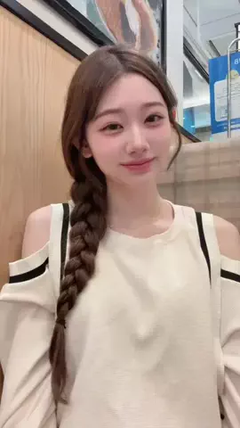 秋山みづきのTikTok投稿