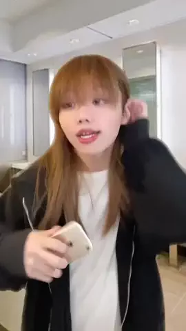 みけまるのTikTok投稿