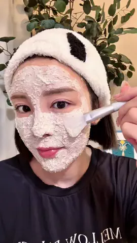 MomokoのTikTok投稿