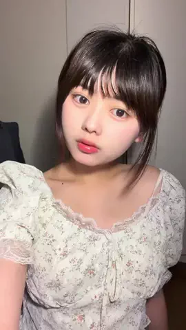 長浜 広奈(ながはまひな)のTikTok投稿