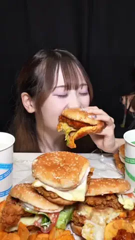 ななとりりのTikTok投稿