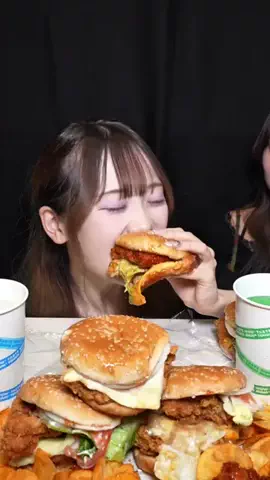 ななとりりのTikTok投稿