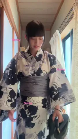 藍のTikTok投稿
