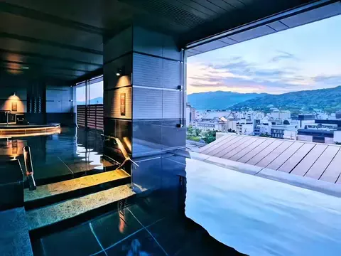 クロ／ホテル紹介📸のTikTok投稿