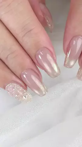 よしみ💅🏻色オタクのTikTok投稿
