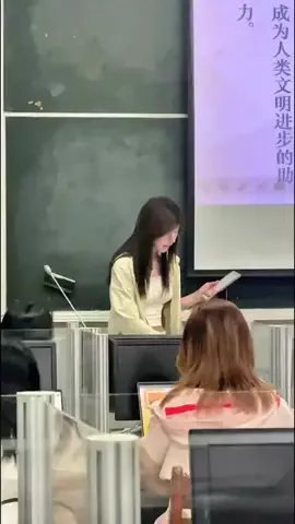 TikTokショップで生活する男のTikTok投稿