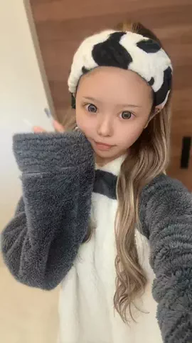 まなぺこ (石川茉奈美)のTikTok PR投稿：ぺこのナイトルーティン💤 #PR #ルルルン #ベスコス #エク…