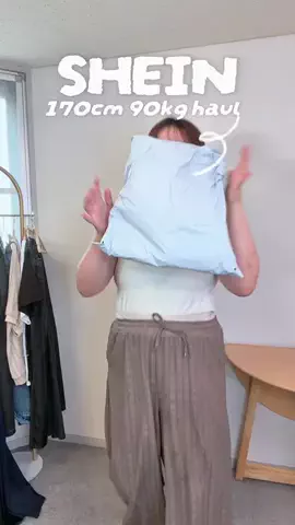 こまちのTikTok投稿