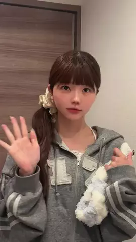 unaのTikTok投稿