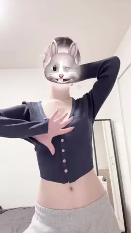 ナナのTikTok PR投稿：このハリ感がずっ〜と欲しかった👙 マッサージとクリー…