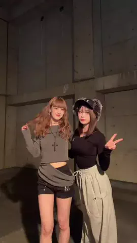 飯塚 瑠乃のTikTok PR投稿：ぜひオソロイにしましょう🖤 @矢嶋 由菜 #MUCENT #AGEM9 #PR#ON…