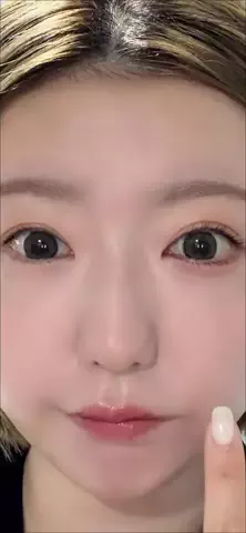 じゅりのTikTok投稿