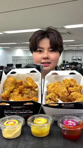 オフィスで大食い会社員👔のTikTok投稿