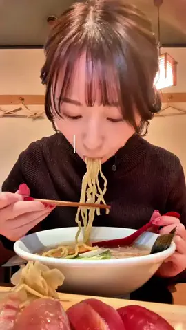 うに子 東京のITベンチャーOLのTikTok投稿