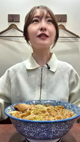 うに子 東京のITベンチャーOLのTikTok投稿