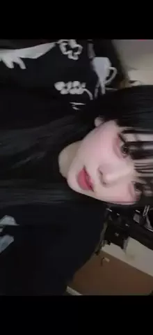 らなのTikTok投稿