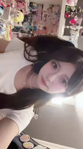 えーるちゃん♡のTikTok投稿