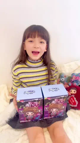 えみり　EmilyのTikTok投稿