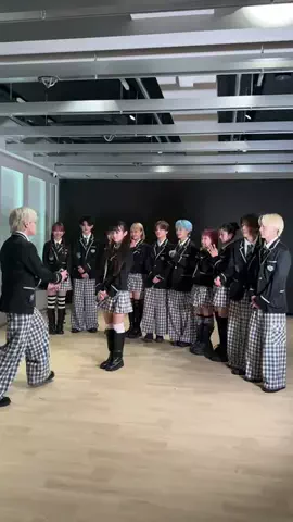 PG_全国ツアーを目指す小中学生集団のTikTok投稿