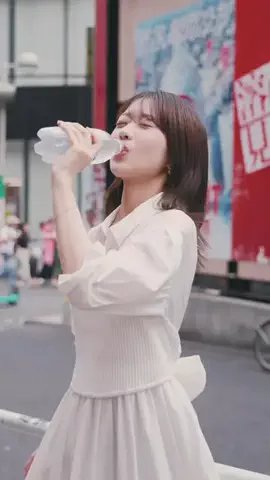 篠崎彩奈のTikTok投稿