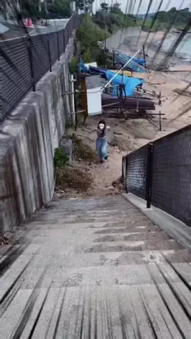 レラ🎭🤍🖤のTikTok投稿