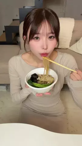 nunaのTikTok投稿
