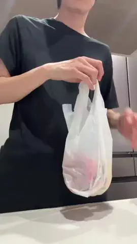 亮のTikTok投稿