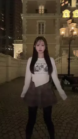 聖璃 SeriのTikTok投稿