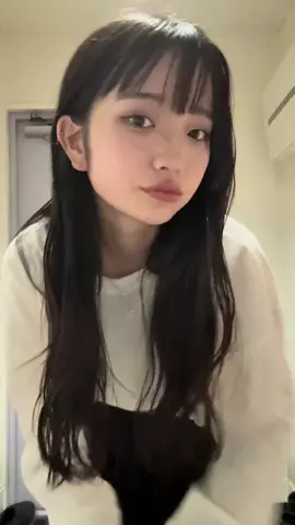 梨乃のTikTok投稿