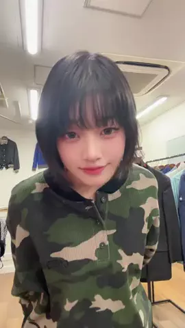 藍のTikTok投稿