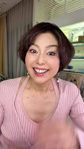 中野ちさとのTikTok投稿