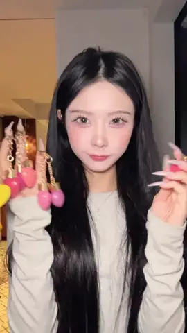 月姫(るね)のTikTok投稿
