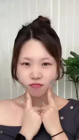 しんりーのTikTok投稿