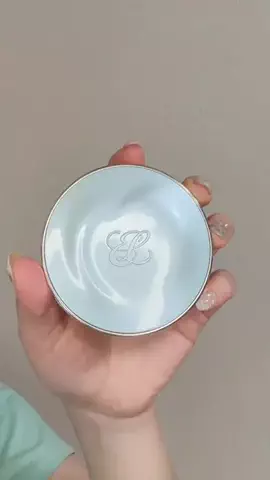 AkariのTikTok投稿