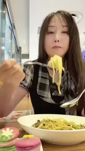 垢抜けたいママのTikTok投稿