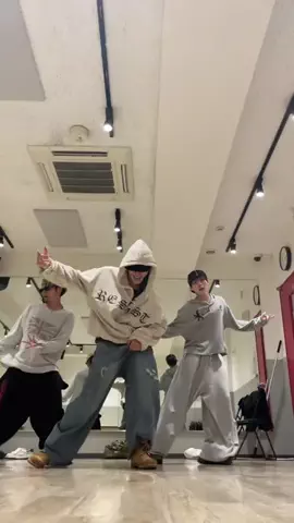 K(Def Class)のTikTok投稿
