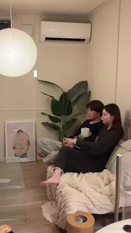 よしだななほのTikTok投稿